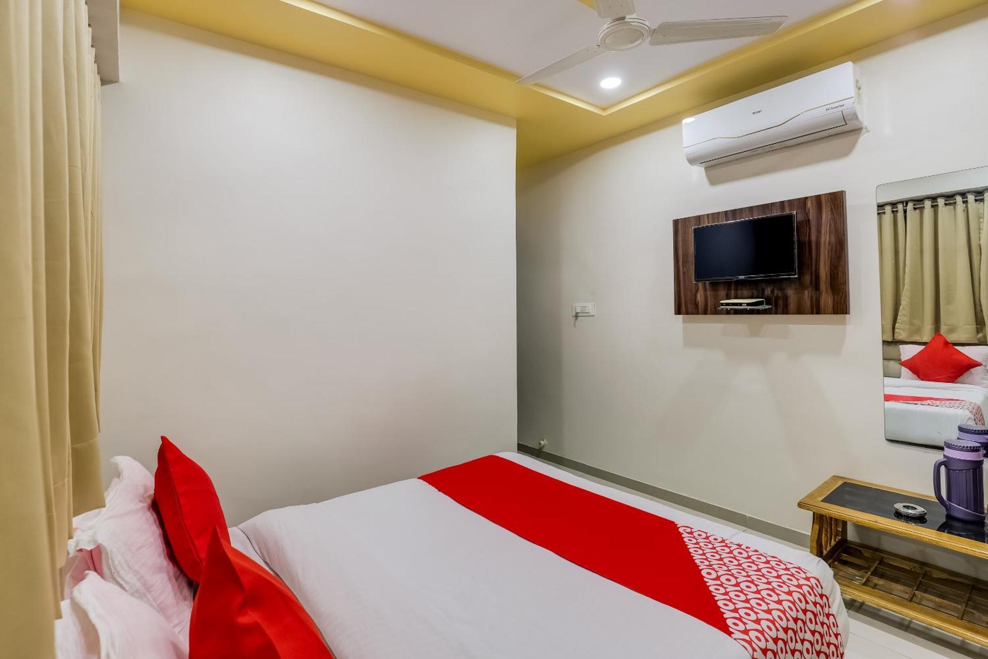 OYO 49102 Hotel Alice Ahmedabad Exterior foto
