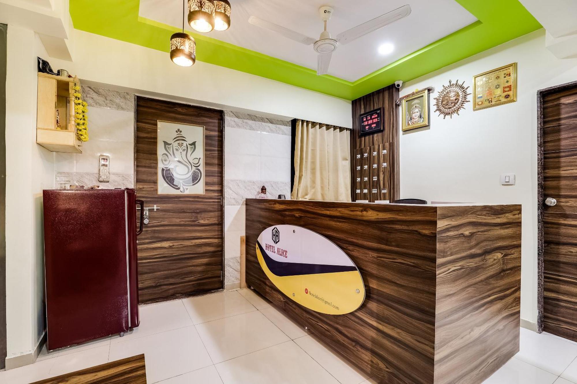 OYO 49102 Hotel Alice Ahmedabad Exterior foto